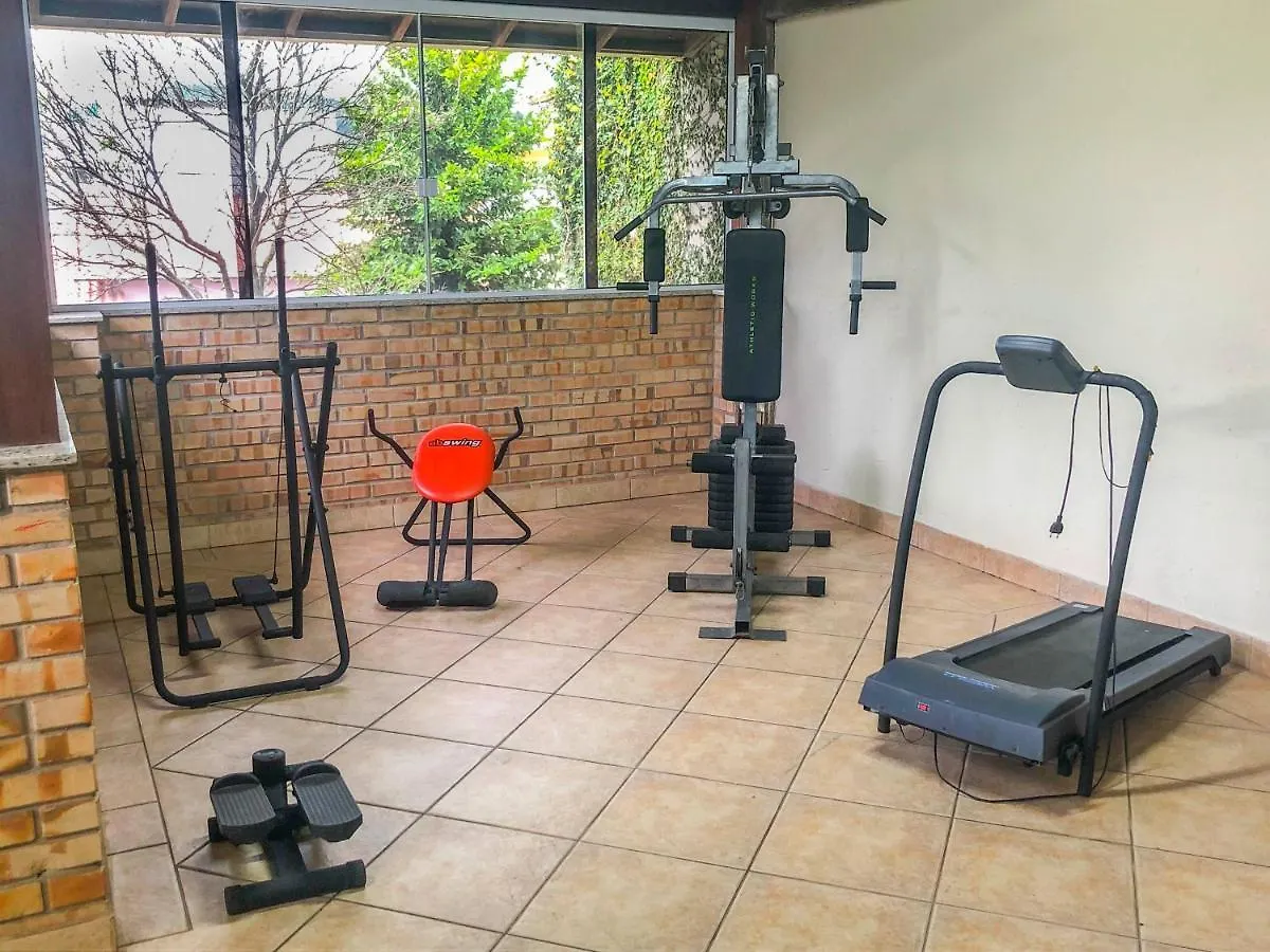 Casa Espacosa Com Sala De Jogos Interna E Externa Florianopolis