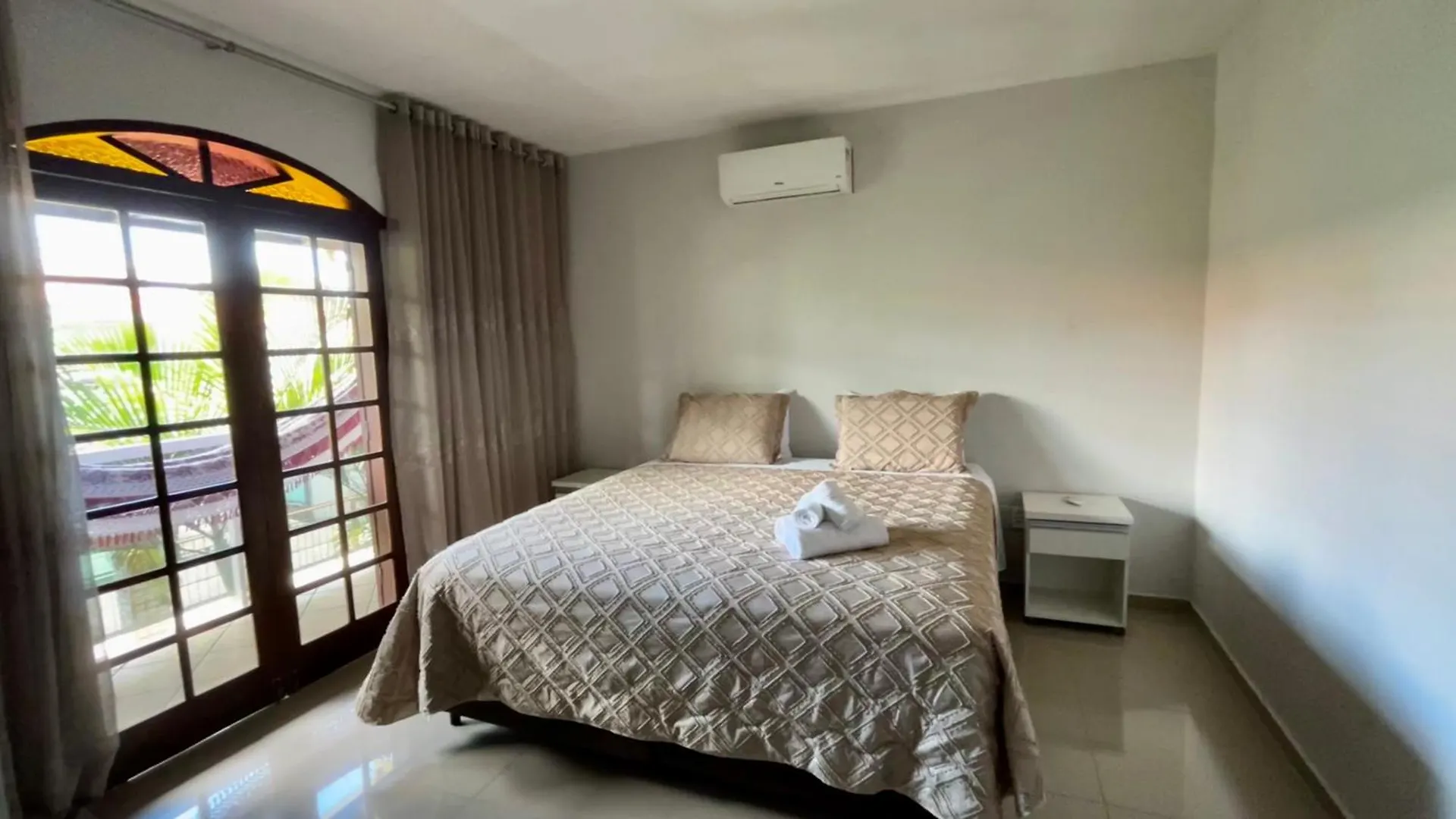 Casa Espacosa Com Sala De Jogos Interna E Externa Florianopolis Holiday home